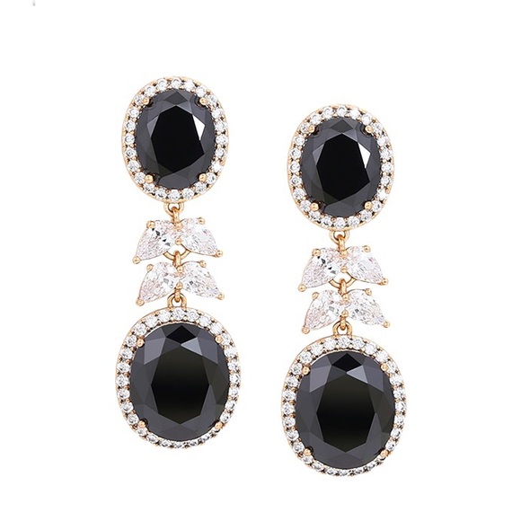 Fancy Drop Earring, Black - Gold Plated - Picture 3 of 3